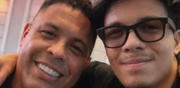 Atta Halilintar Diikuti Ronaldo dan Pique di Instagram