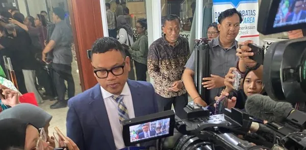 Uya Kuya Laporkan Hoaks 750 Dapur MBG ke Polisi