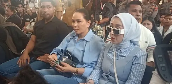 Gaji Rp6,8 M Per Bulan Disorot di Sidang Nikita Mirzani