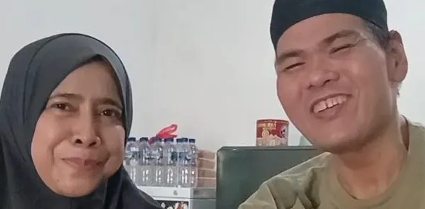 Fahmi Bo Buka Warung Makan Andalkan Menu Acar Buntut Sapi