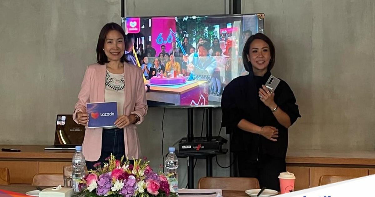 Acara LazTalks In This Economy dengan narasumber Erika Agustine Commercial Director Lazada Indonesia