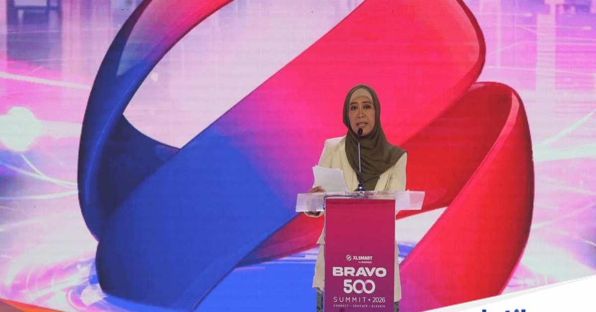 Menteri Komunikasi dan Digital Meutya Hafid dan Menteri Kesehatan Budi Gunadi Sadikin membuka XLSmart Bravo 500 Summit 2026