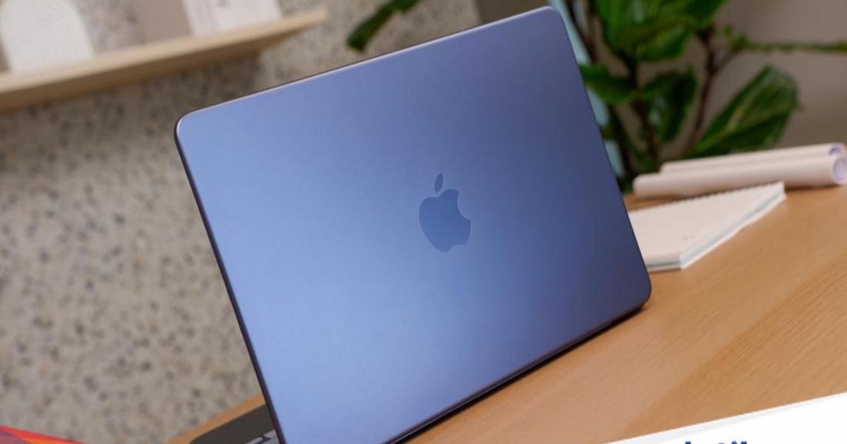 MacBook Neo dengan desain premium dan layar jernih