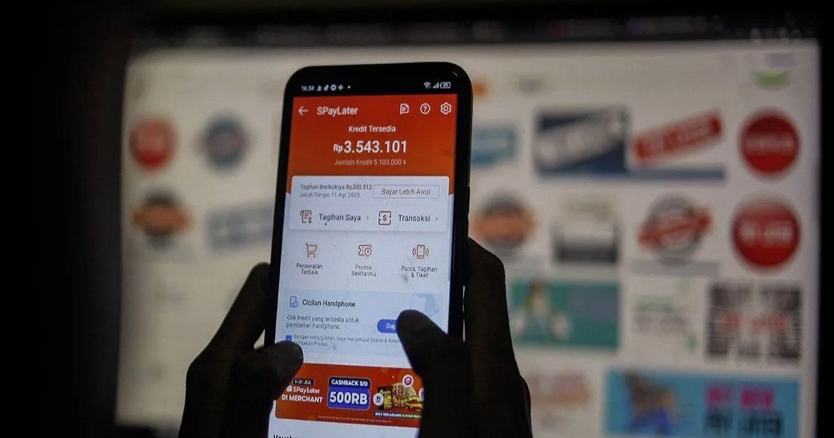 Ilustrasi layanan paylater yang dibatasi OJK untuk bank umum dan perusahaan pembiayaan