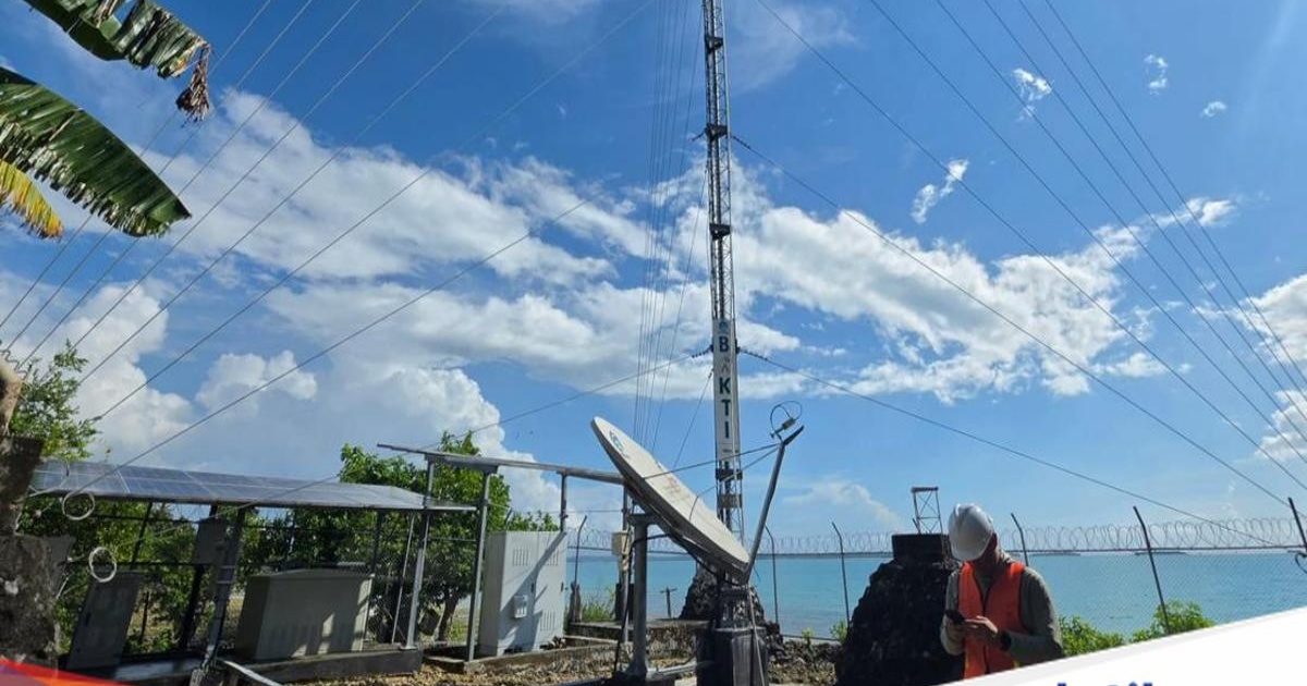 Ilustrasi infrastruktur satelit Bakti Komdigi untuk konektivitas digital di daerah 3T