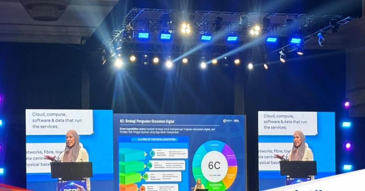 Menkomdigi Meutya Hafid menjelaskan integrasi AI dalam program bansos di acara DEAL 2026
