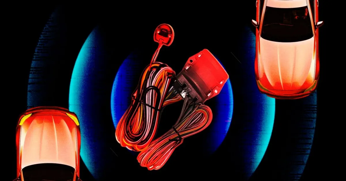 Ilustrasi peretas mengakses sistem alarm mobil KARR melalui Bluetooth