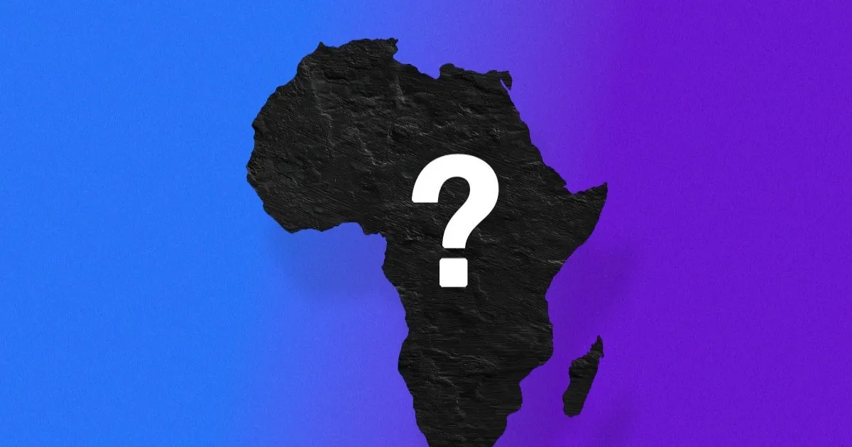 Garis besar benua Afrika dengan tanda tanya besar yang ditumpangkan, menggambarkan peta yang salah dalam presentasi State Department